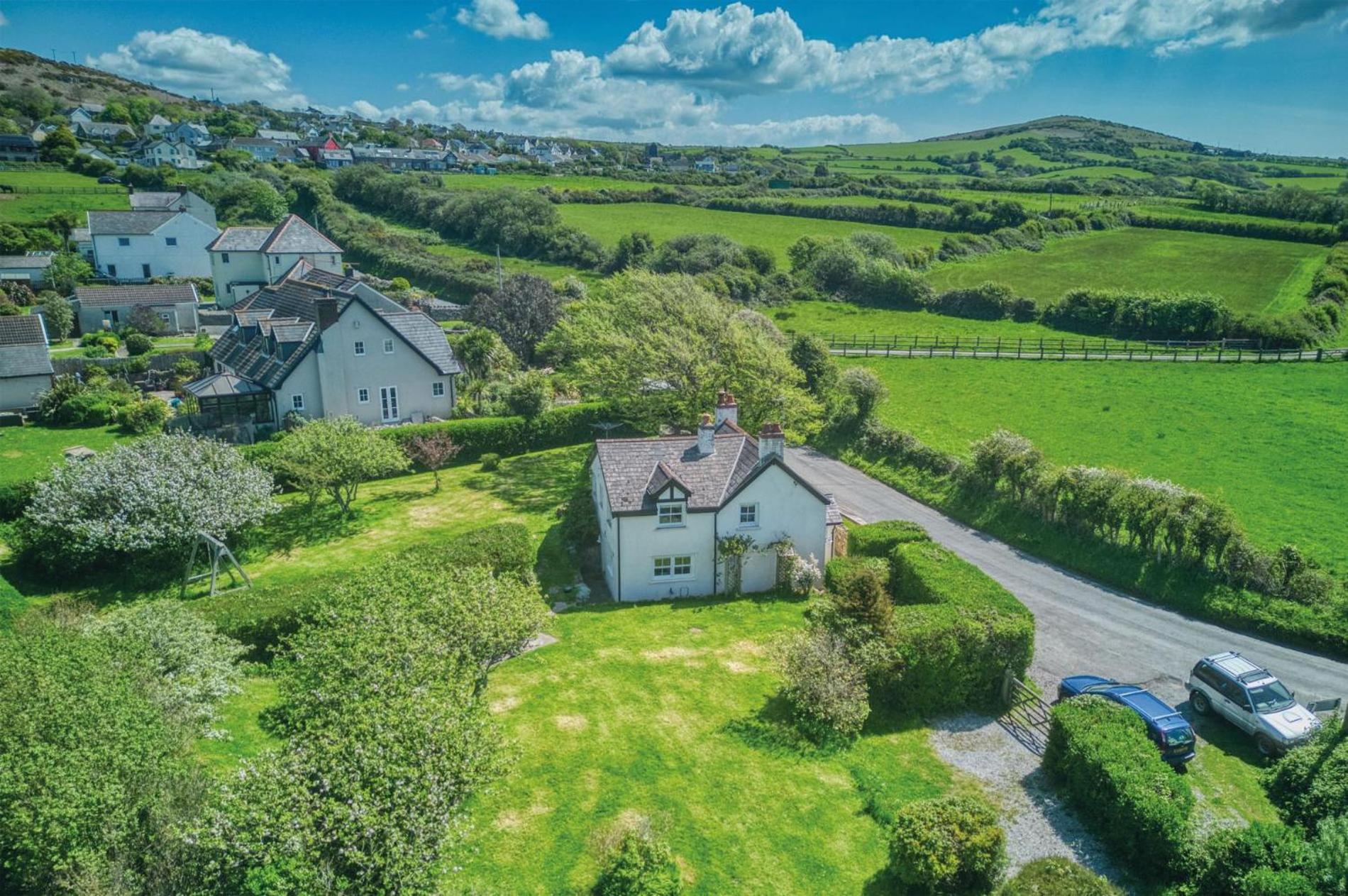 Dollars Cottage - 4 Bedroom Cottage - Llangennith Extérieur photo