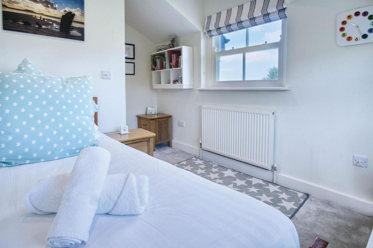 Dollars Cottage - 4 Bedroom Cottage - Llangennith Extérieur photo