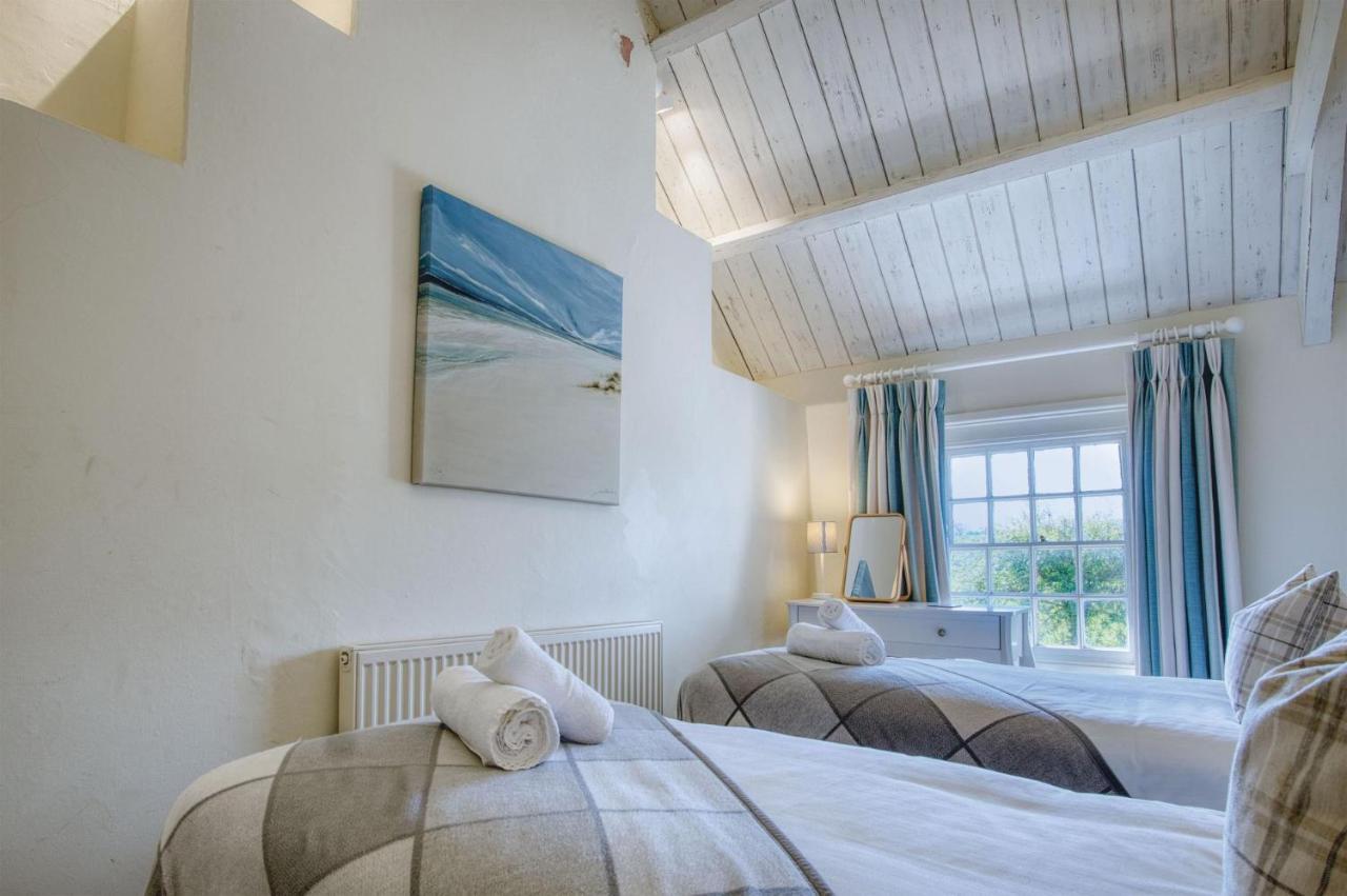 Dollars Cottage - 4 Bedroom Cottage - Llangennith Extérieur photo